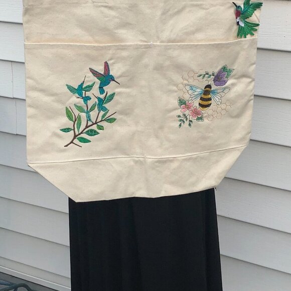 Natural Open Top Canvas Tote Bag With 2 Large Pockets Featuring 3D Hummingbirds - Picture 9 of 9